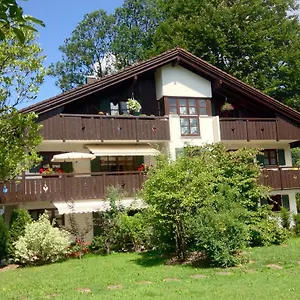 Am Park Apartment