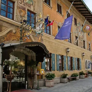 4* מלון Atlas Grand