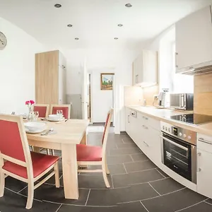 Alpi Apartment